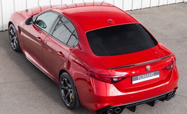 Alfa Romeo Giulia Quadrifoglio 9