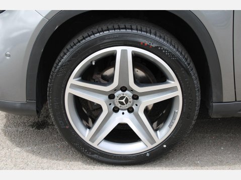 Mercedes-Benz GLA GLA 180 AMG LINE EDITION 31
