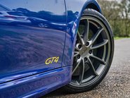 Porsche Cayman GT4 6