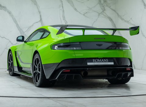 Aston Martin Vantage GT12 7