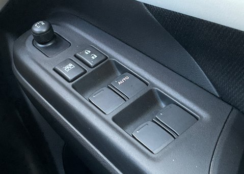 Suzuki Swift MOTION 23