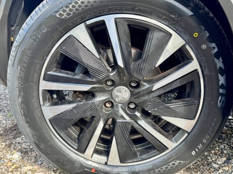 Peugeot 2008 PURETECH S/S GT LINE 64