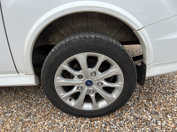 Ford Transit Custom SWB L1H1 Sport 155 Tdci Air Alloy Nav 1 OWNER NO VAT 15