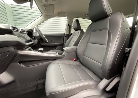 MG ZS 1.5 HYBRID+ TROPHY 16