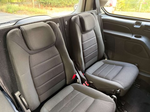 Ford Galaxy 2.0 Galaxy Titanium TDCi 5dr 33