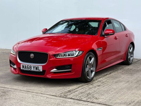 Jaguar XE 2.0 XE R-Sport Auto 4dr 38