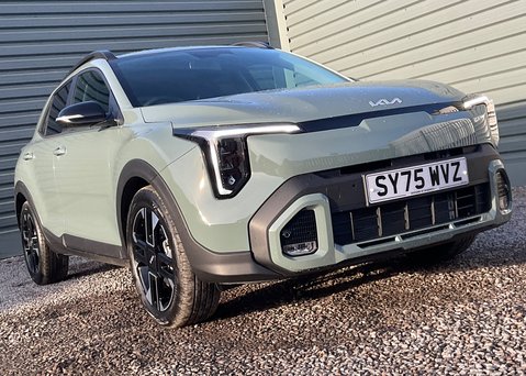 Kia Stonic 1.0 T-GDi GT-Line 48V  6