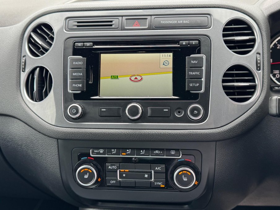 2014 Volkswagen Tiguan — image 14