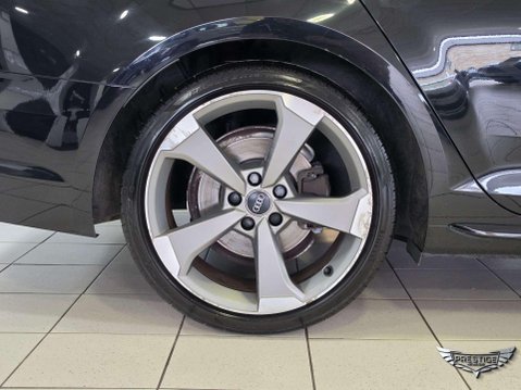 Audi A4 2.0 TFSI 40 Black Edition S Tronic Euro 6 (s/s) 5dr 75
