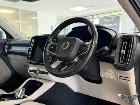 Volvo XC40 1.5 T3 Inscription Auto Euro 6 (s/s) 5dr 77