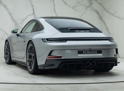 Porsche 911 GT3 TOURING (992) 10