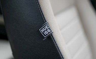 Land Rover Defender 110 Heritage Station Wagon 24