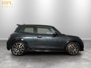 Mini Hatch 2.0S Sport Hatchback 3dr Petrol Steptronic Euro 6 (s/s) (204 ps) 8