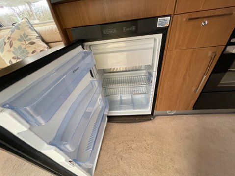 Auto-Trail Tracker RB *** SOLD *** 25