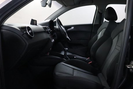 Audi A1 SPORTBACK TFSI SPORT 39