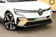 Renault Megane ICONIC 10