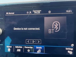 Volkswagen Passat 1.5 Passat R-Line TSi Evo 5dr 37