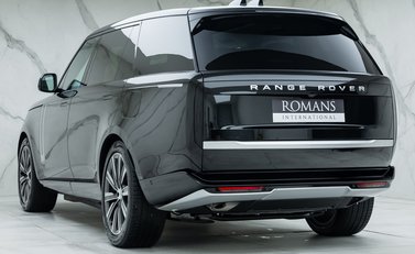 Land Rover Range Rover P460e Autobiography LWB 7