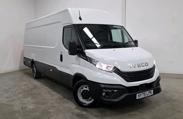 Iveco Daily Daily 35C14 Diesel 2.3 High Roof Business Van 4100L WB Hi-Matic