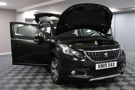 Peugeot 2008 BLUEHDI ALLURE 15