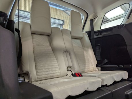 Land Rover Discovery Sport 2.0 Discovery Sport Luxury HSE TD4 Auto 4WD 5dr 58