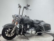 Harley-Davidson Touring 1745 FLHR ROADKING 2017 8K CUSTOM BAGGER MOT 1 OFF BIKE 5