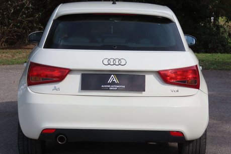 Audi A1 1.6 TDI Sport Sportback 5dr Diesel Manual Euro 5 (s/s) (105 ps) 5