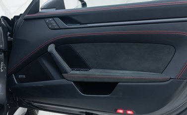 Porsche 911 Targa 4 GTS (992) 33