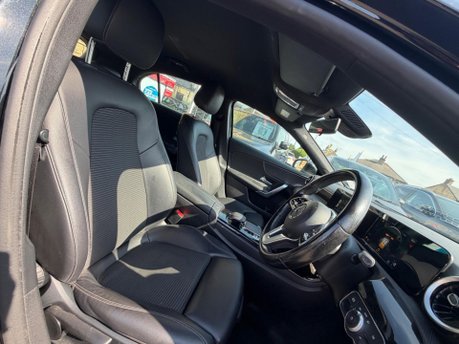 Mercedes-Benz A Class A 180 D SPORT 8