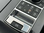 Land Rover Discovery 3.0 TD V6 First Edition SUV 5dr Diesel Auto 4WD Euro 6 (s/s) (258 ps) 52