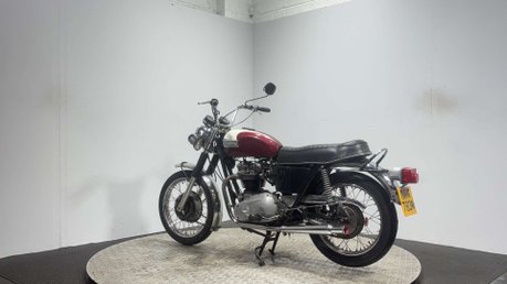 Triumph Bonneville 650 1973 GOOD RUNNING PROJECT BIKE CLASSIC BARN FIND 650CC 5