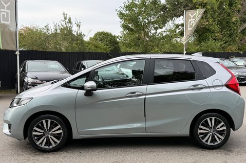 Honda Jazz I-VTEC EX AUTOMATIC - £35 ROAD TAX -REVERSE CAMERA - NEW MOT 9