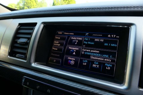 Jaguar XF 3.0 XF S Premium Luxury Sportbrake V6 D Auto 5dr 33