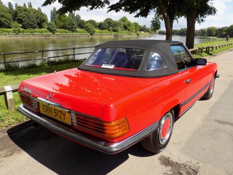 Mercedes-Benz R107 280 SL Sports 9