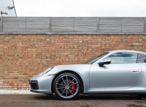 Porsche 911 Carrera S (992) 27