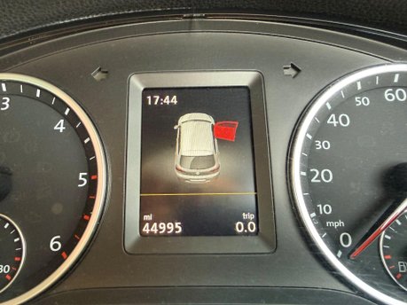 Volkswagen Tiguan 2.0 TDI BlueMotion Tech Match DSG 4WD Euro 5 (s/s) 5dr 16