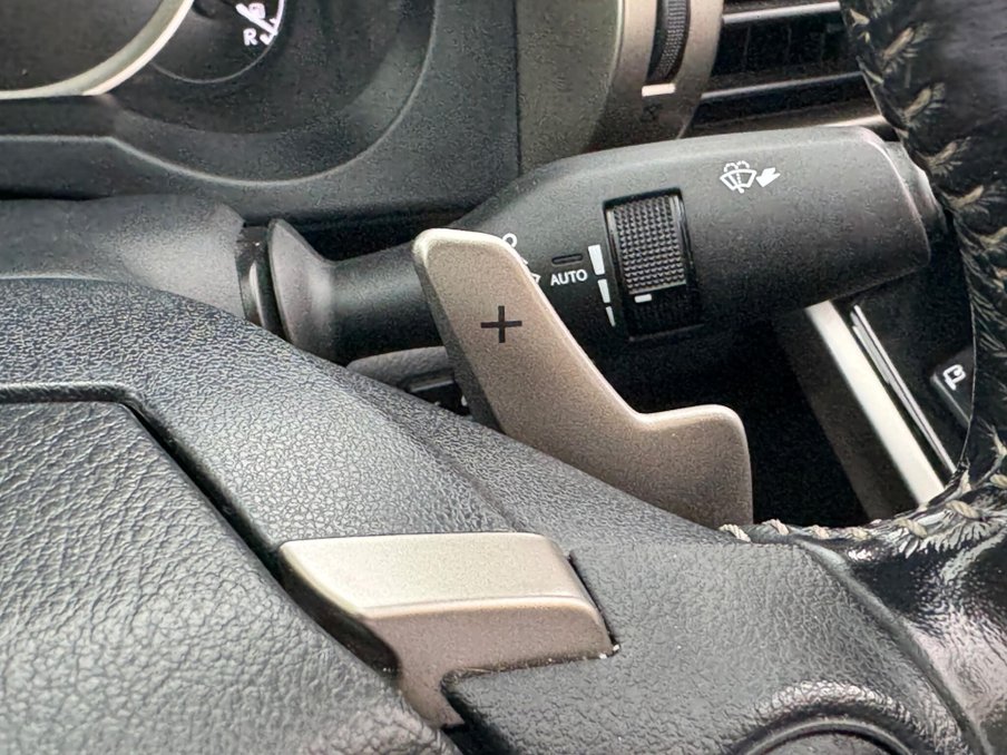 2016 Lexus Is — image 33