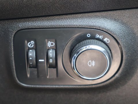 Vauxhall Adam 1.2i GLAM Euro 6 3dr 16