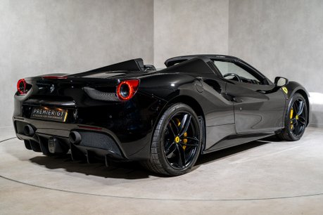 Ferrari 488 SPIDER. CARBON INTERIOR. PASSENGER DISPLAY. LIFT. CARPLAY. FRONT END PPF. 4