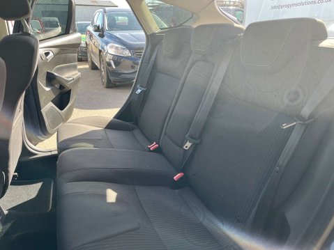 Ford Focus 1.0 Focus Titanium Navigator T 5dr 36