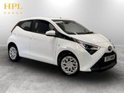 Toyota Aygo 1.0 VVT-i x-play Hatchback 5dr Petrol Manual Euro 6 (s/s) (71 ps) Bluetooth 1