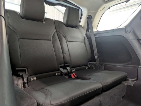Land Rover Discovery 2.0 Discovery S SD4 Auto 4WD 5dr 55