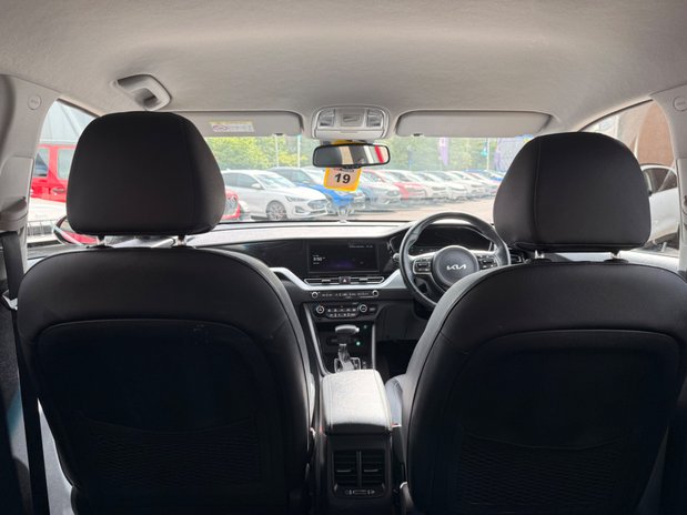 Kia Niro 3 12