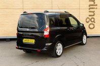 Ford Tourneo Courier TITANIUM 2