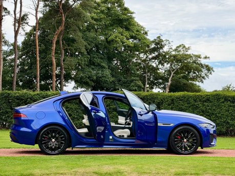 Jaguar XE R-DYNAMIC HSE 12