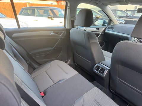 Volkswagen Golf SE TSI BLUEMOTION TECHNOLOGY 40