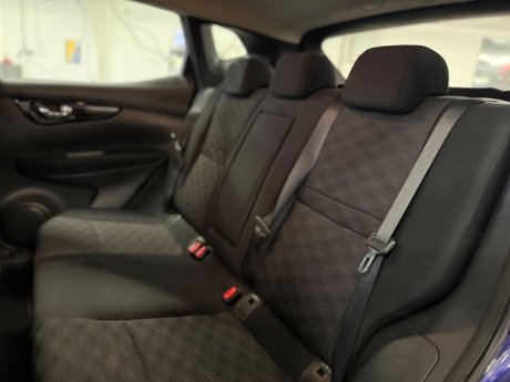 Nissan Qashqai 1.5 dCi Acenta 2WD Euro 5 (s/s) 5dr 14