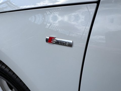 Audi A1 1.4 TFSI CoD S line Sportback Euro 6 (s/s) 5dr 18