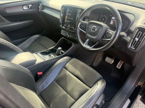 Volvo XC40 2.0 T4 R-Design Auto AWD Euro 6 (s/s) 5dr 10