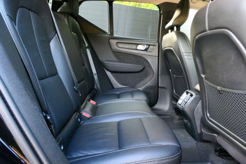Volvo XC40 2.0 XC40 Inscription Pro B4 MHEV Auto 5dr 25